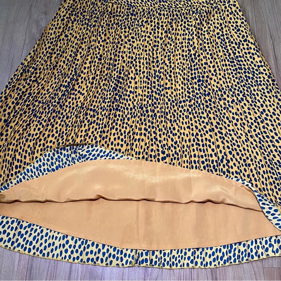 J.Crew Pleated Midi Skirt Women's Size 16 Mustard Yellow Navy Animal Print Spots - Picture 8 of 15